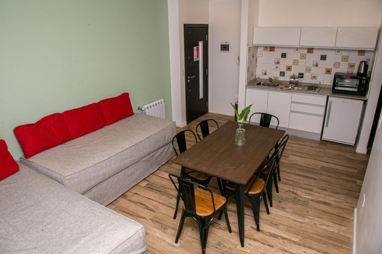 Senderos Aparts & Suites El Chalten Kültér fotó