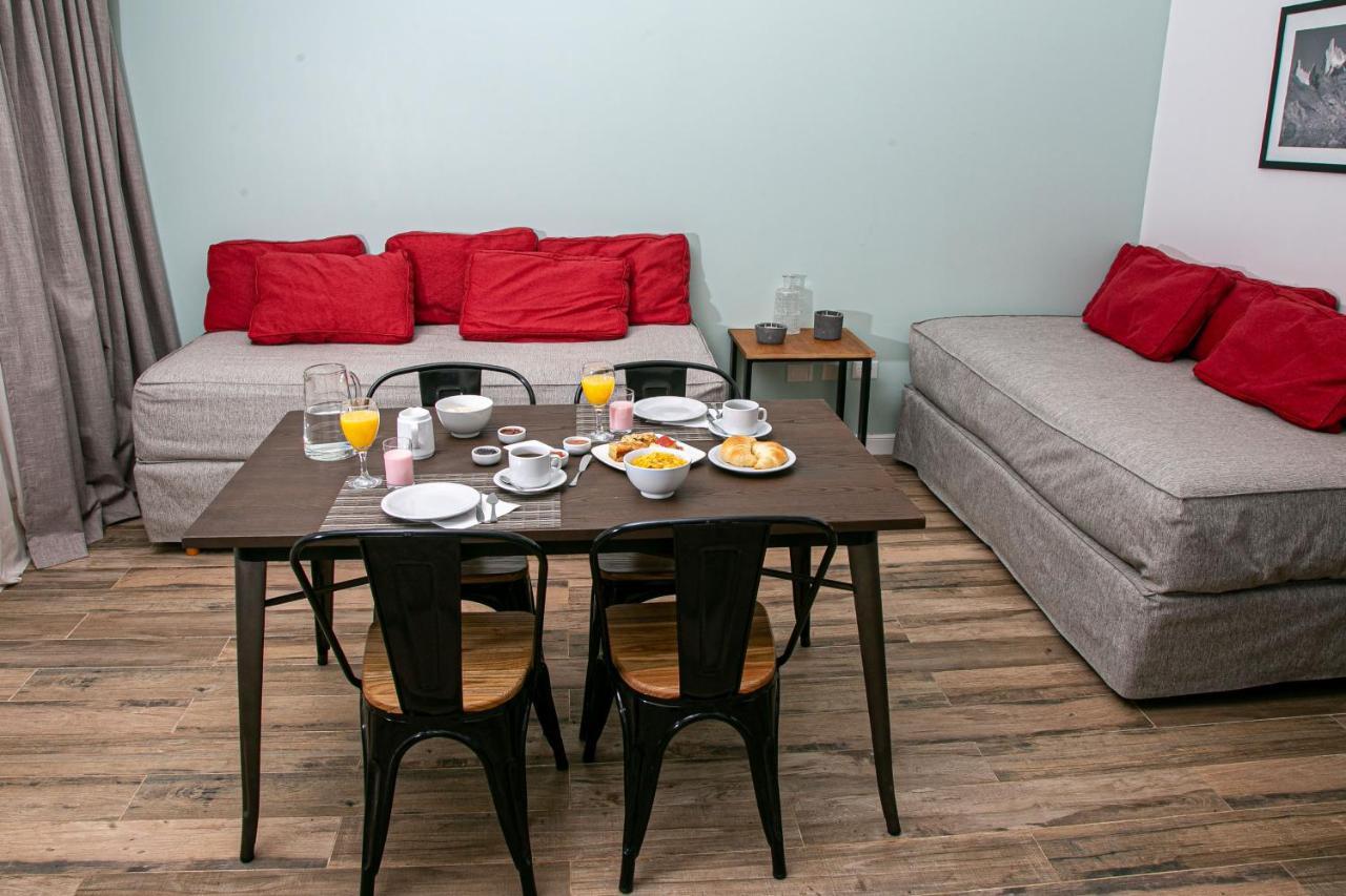 Senderos Aparts & Suites El Chalten Kültér fotó