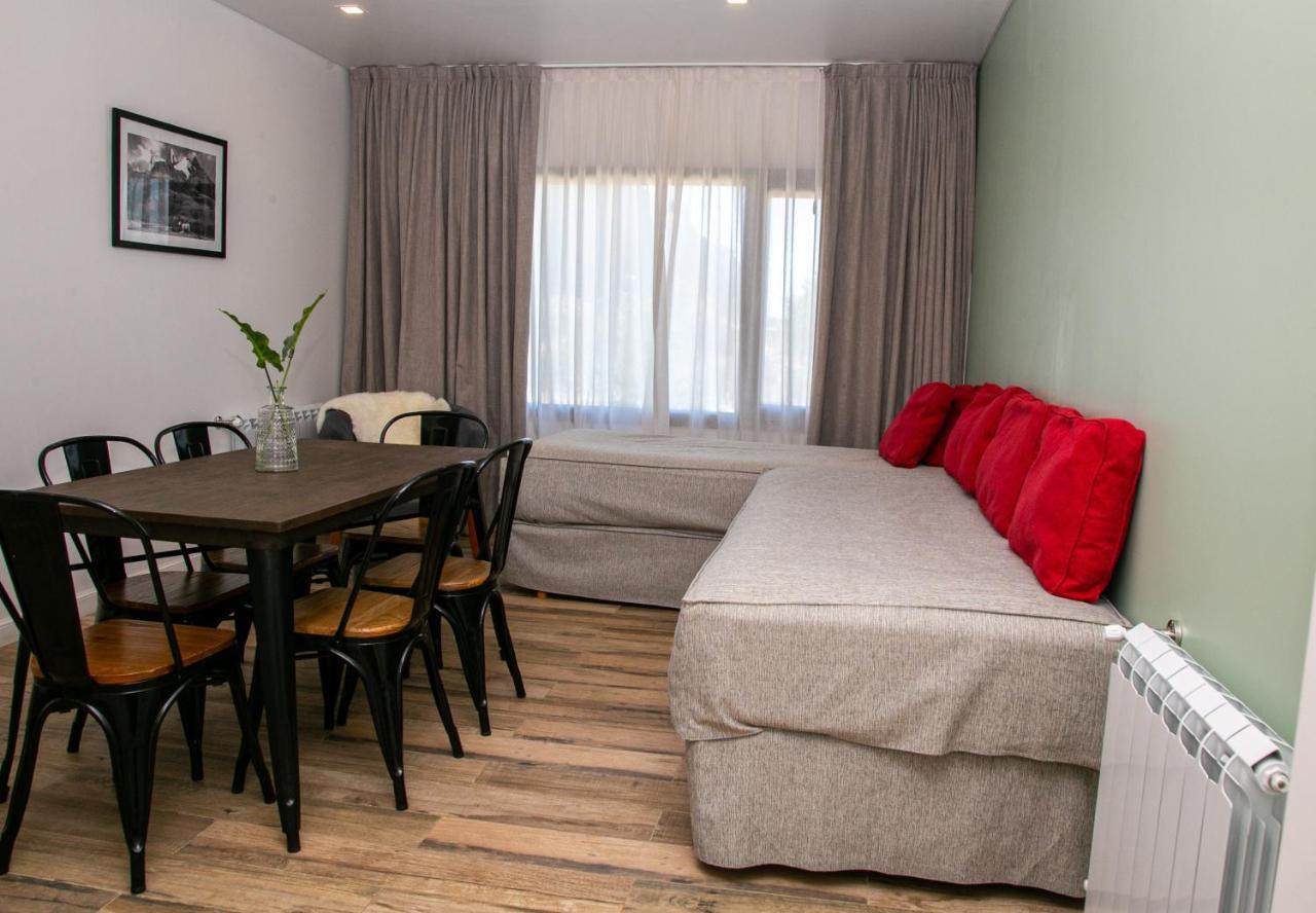 Senderos Aparts & Suites El Chalten Kültér fotó