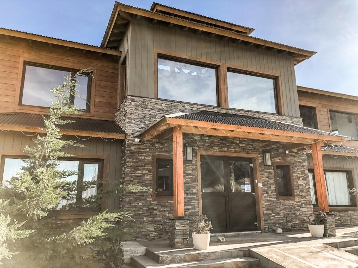 Senderos Aparts & Suites El Chalten Kültér fotó
